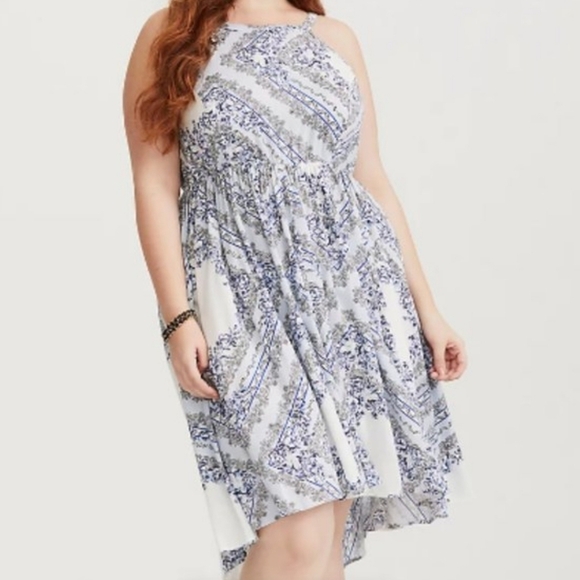 Torrid bandana print high neck halter style dress size large - Picture 8 of 8